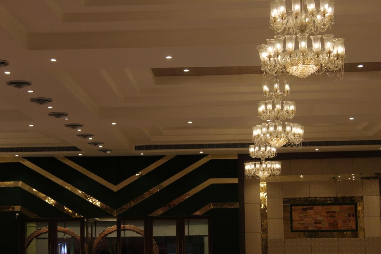 The Grand Barso Otel Bharatpur Dış mekan fotoğraf