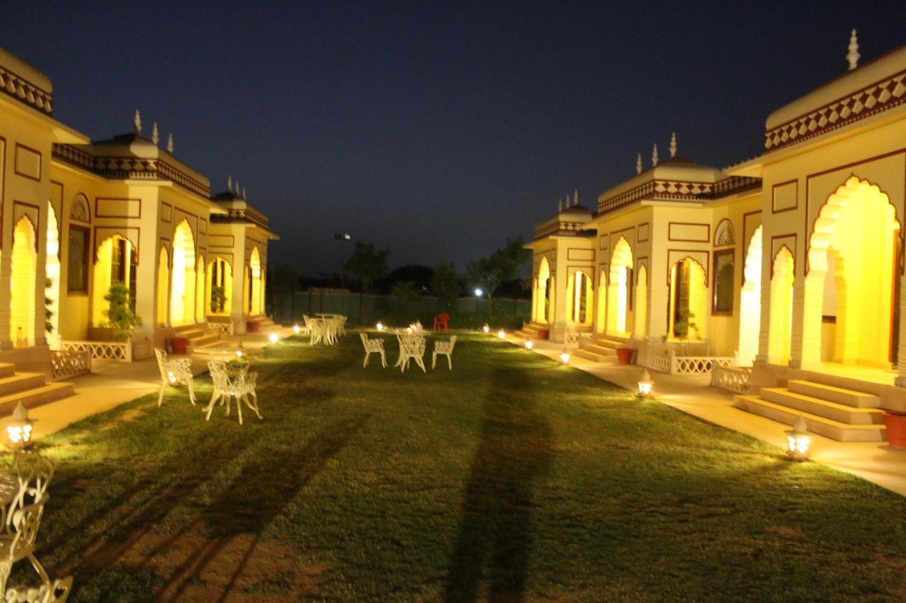 The Grand Barso Otel Bharatpur Dış mekan fotoğraf