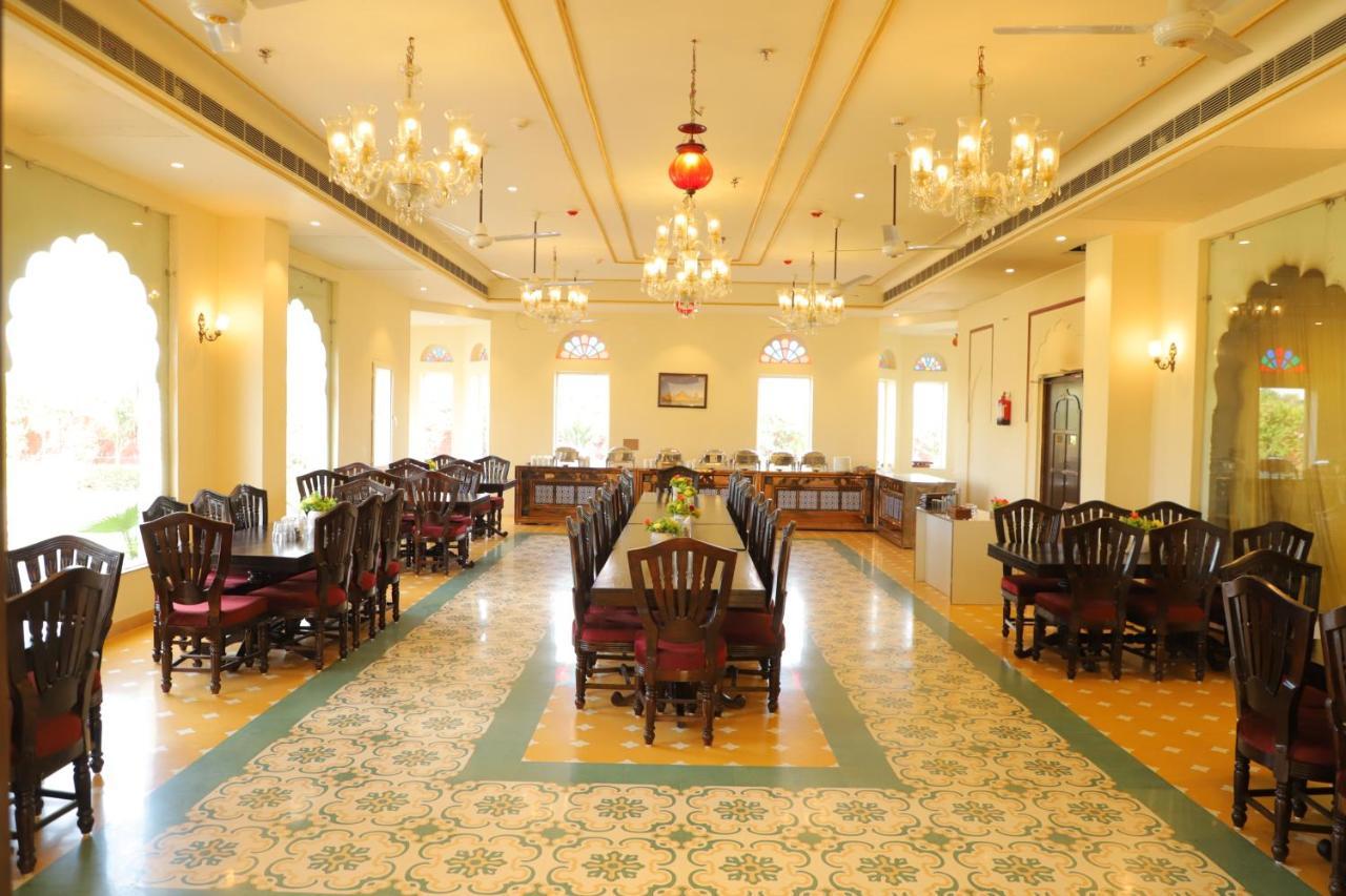 The Grand Barso Otel Bharatpur Dış mekan fotoğraf